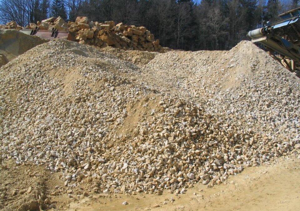 Zastosowanie kruszyw z piaskowca w ogrodzie